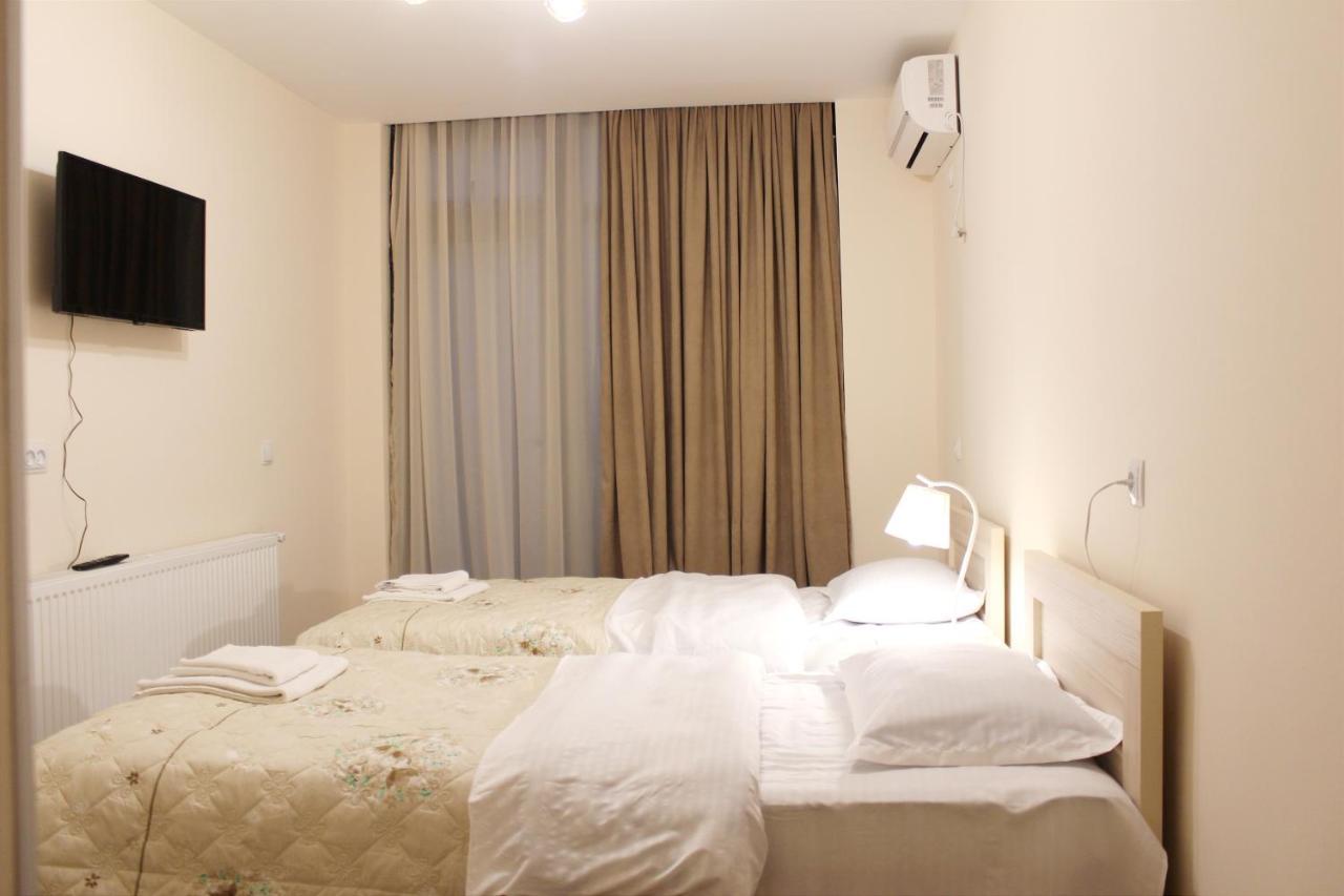 Nitsa Guest House ゴリ エクステリア 写真
